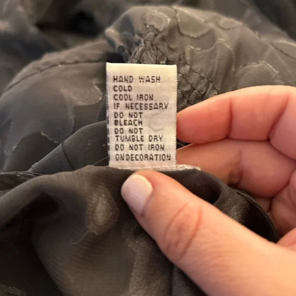 Lucca Short Sleeve Drop Waist Dress Shell in Gray Textured Pattern (Size Large) - Picture 6 of 8